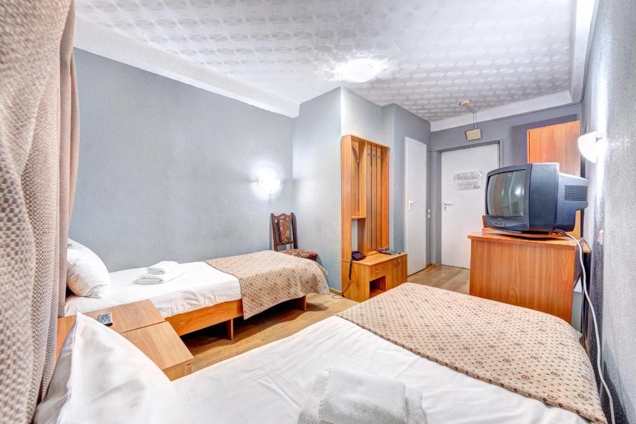 Hotel 7F Kiew Exterior foto